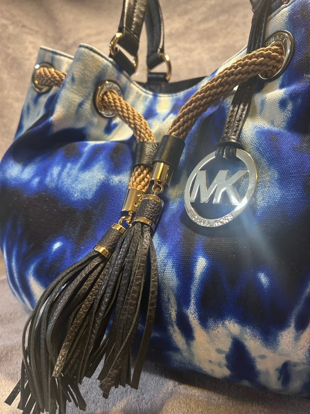 Michael Kors Marina Large Blue Tie Dye Rope Tote w/ Gold Hardware - Picture 4 of 11